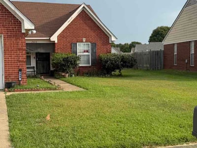 Lawn Care service in Hernando, 38632