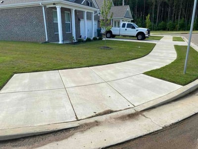 Lawn Care service in Hernando, 38632