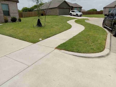 Lawn Care service in Crowley, 76036