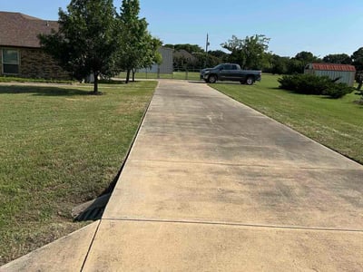 Lawn Care service in Bedford, 76021