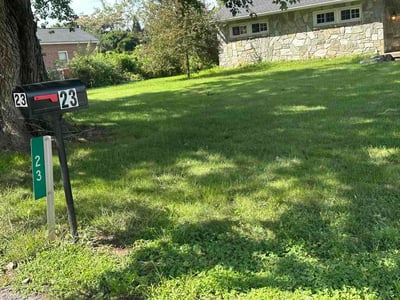 Lawn Care service in Denver, 17517