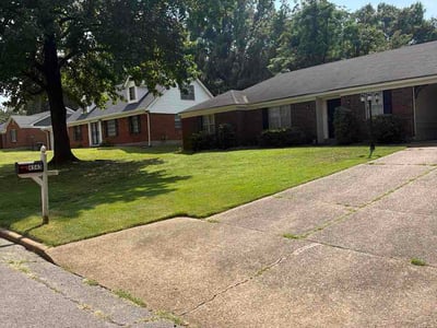 Lawn Care service in West Memphis, 72301