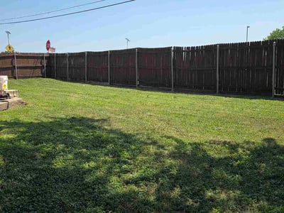 Lawn Care service in Granbury, 76048