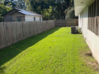 Lawn Care service in Breaux Bridge, 70517
