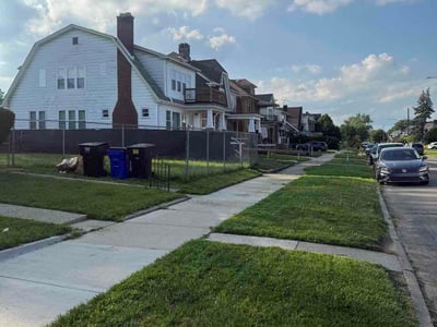 Lawn Care service in Sacramento, 95814