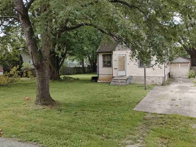 Lawn Care service in Joliet, 60432