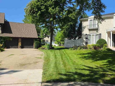 Lawn Care service in Lisle, 60532