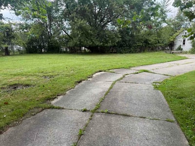 Lawn Care service in Parma Heights, 44130
