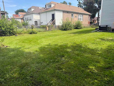 Lawn Care service in Woodridge, 60517