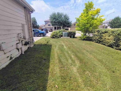 Lawn Care service in Liberty Hill, 78642