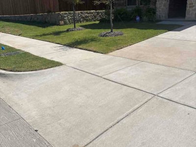Lawn Care service in Cedar Hill, 75104