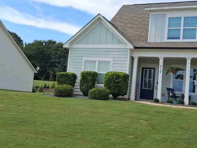 Lawn Care service in Taft, 93268