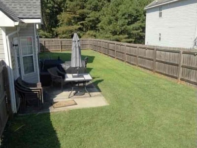 Lawn Care service in Fairburn, 30213