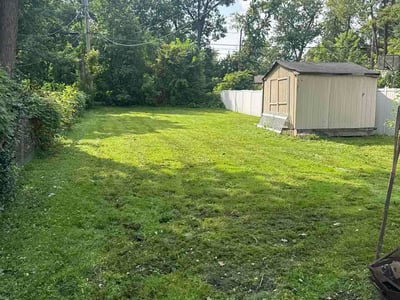 Lawn Care service in Elmhurst, 60126