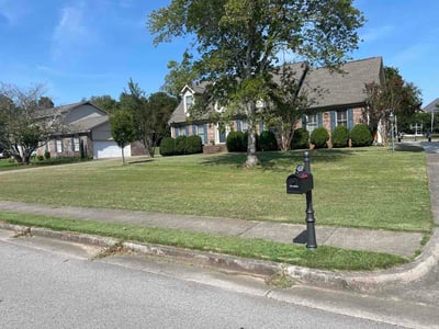 Lawn Care service in Owens Cross Roads, 35763