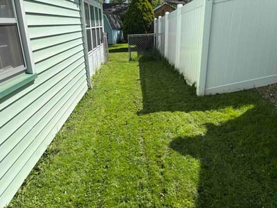 Lawn Care service in Mundelein, 60060