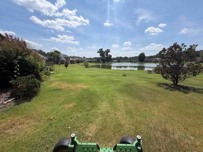 Lawn Care service in Arlington, 38002