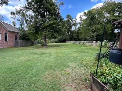 Lawn Care service in Brentwood, 37027