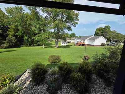 Lawn Care service in Lebanon, 37087