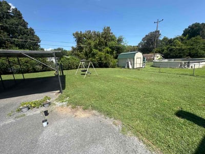 Lawn Care service in Marion, 37347