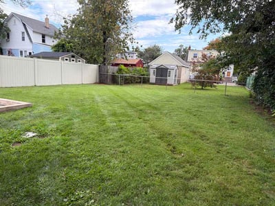 Lawn Care service in Bergenfield, 07621