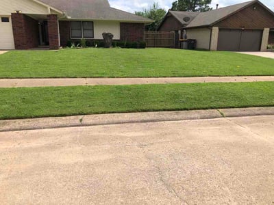 Lawn Care service in Oakhurst, 74107
