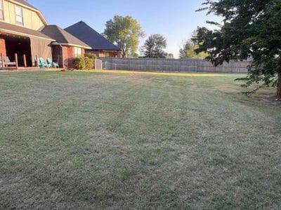 Lawn Care service in Nichols Hills, 73116