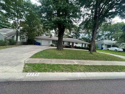 Lawn Care service in Leavenworth, 66048