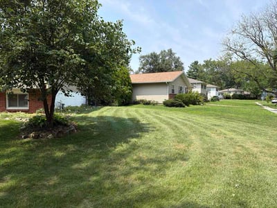 Lawn Care service in Hilliard, 43026