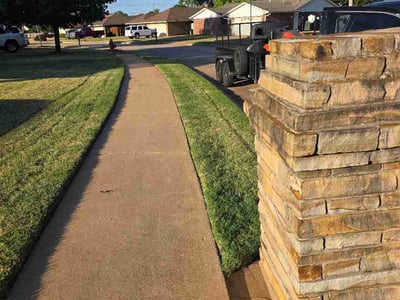 Lawn Care service in Moore, 73160