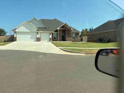 Lawn Care service in Blanchard, 73010