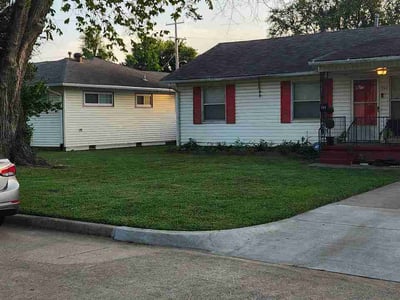 Lawn Care service in Coweta, 74429