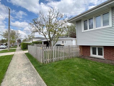 Lawn Care service in Park Ridge, 60068