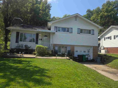 Lawn Care service in Saint Albans, 25177