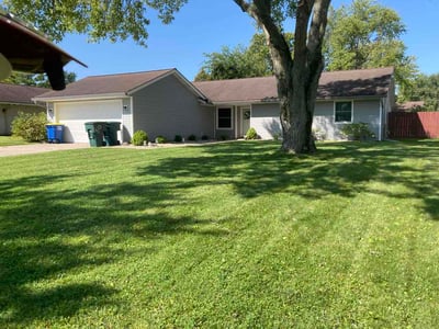 Lawn Care service in Muncie, 47305