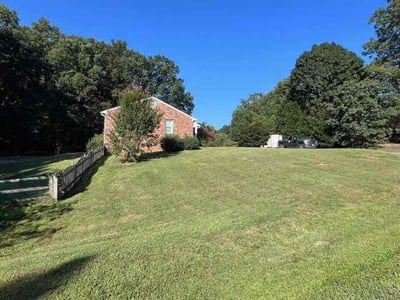 Lawn Care service in Hopewell, 23860