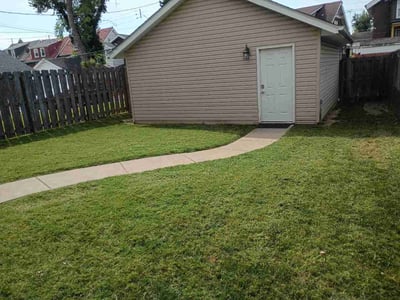 Lawn Care service in Washington, 63090