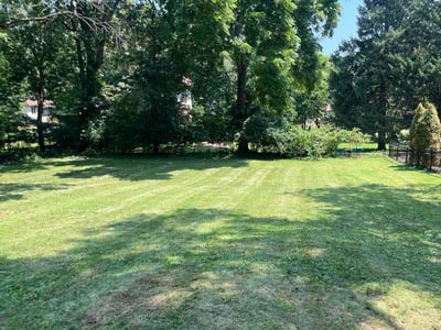 Lawn Care service in Washington, 63090