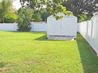 Lawn Care service in Petersburg, 23803