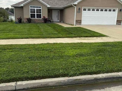Lawn Care service in Marshfield, 65706