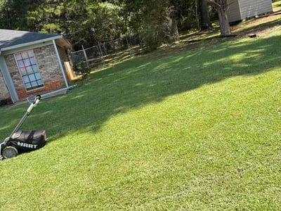 Lawn Care service in Anniston, 36201