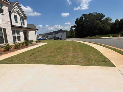 Lawn Care service in Brookhaven, 30319
