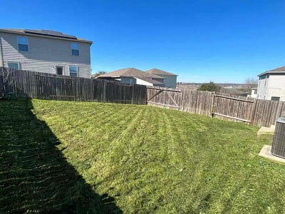 Lawn Care service in Lytle, 78052