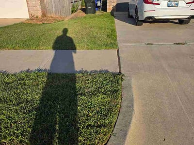 Lawn Care service in Colton, 92324