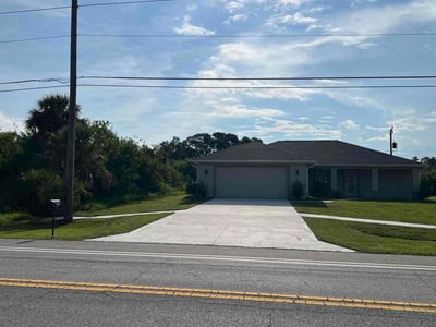 Lawn Care service in Dothan, 36301