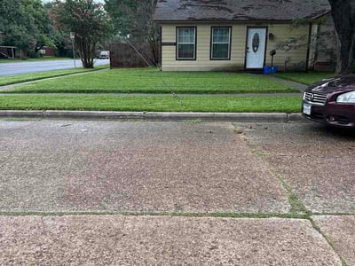 Lawn Care service in Baytown, 77520