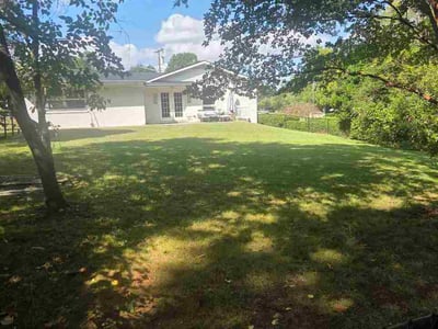 Lawn Care service in Thomasville, 27360