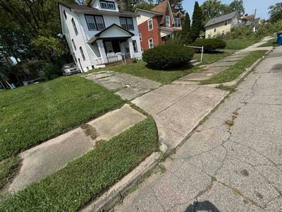 Lawn Care service in Montgomery Village, 20886
