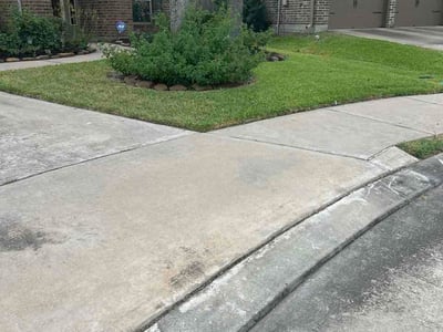 Lawn Care service in Fresno, 77545