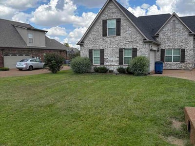 Lawn Care service in Senatobia, 38668